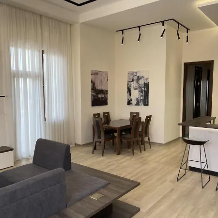 Luxury Penthouse With Incredible View Apartment Yerevan Exterior photo